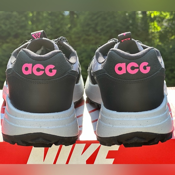 NEW Nike ACG Lowcate SE Casual Sneaker - Mens US 10.5 | Womens US 12 - Picture 6 of 9